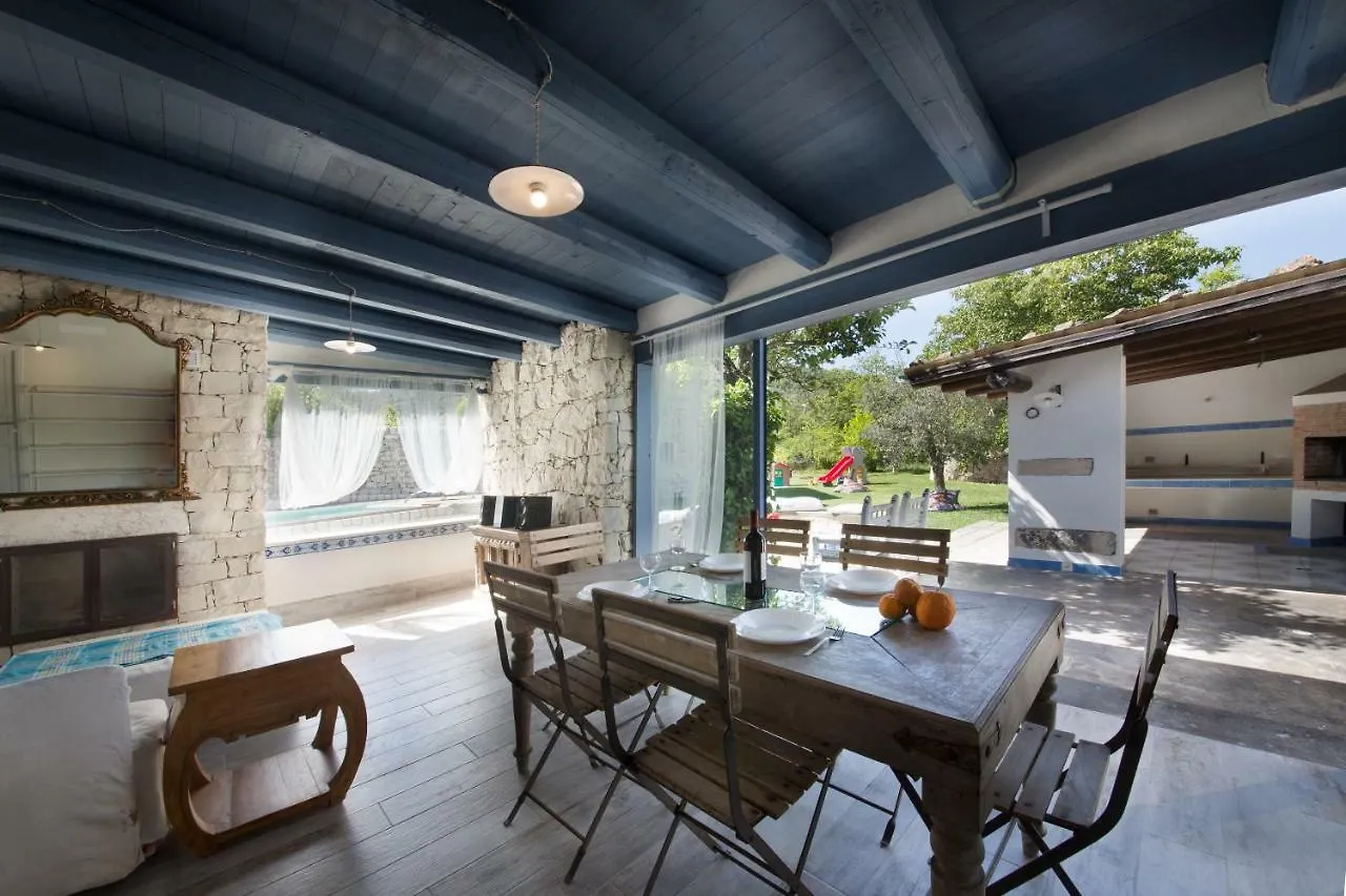 Villa Tipica 